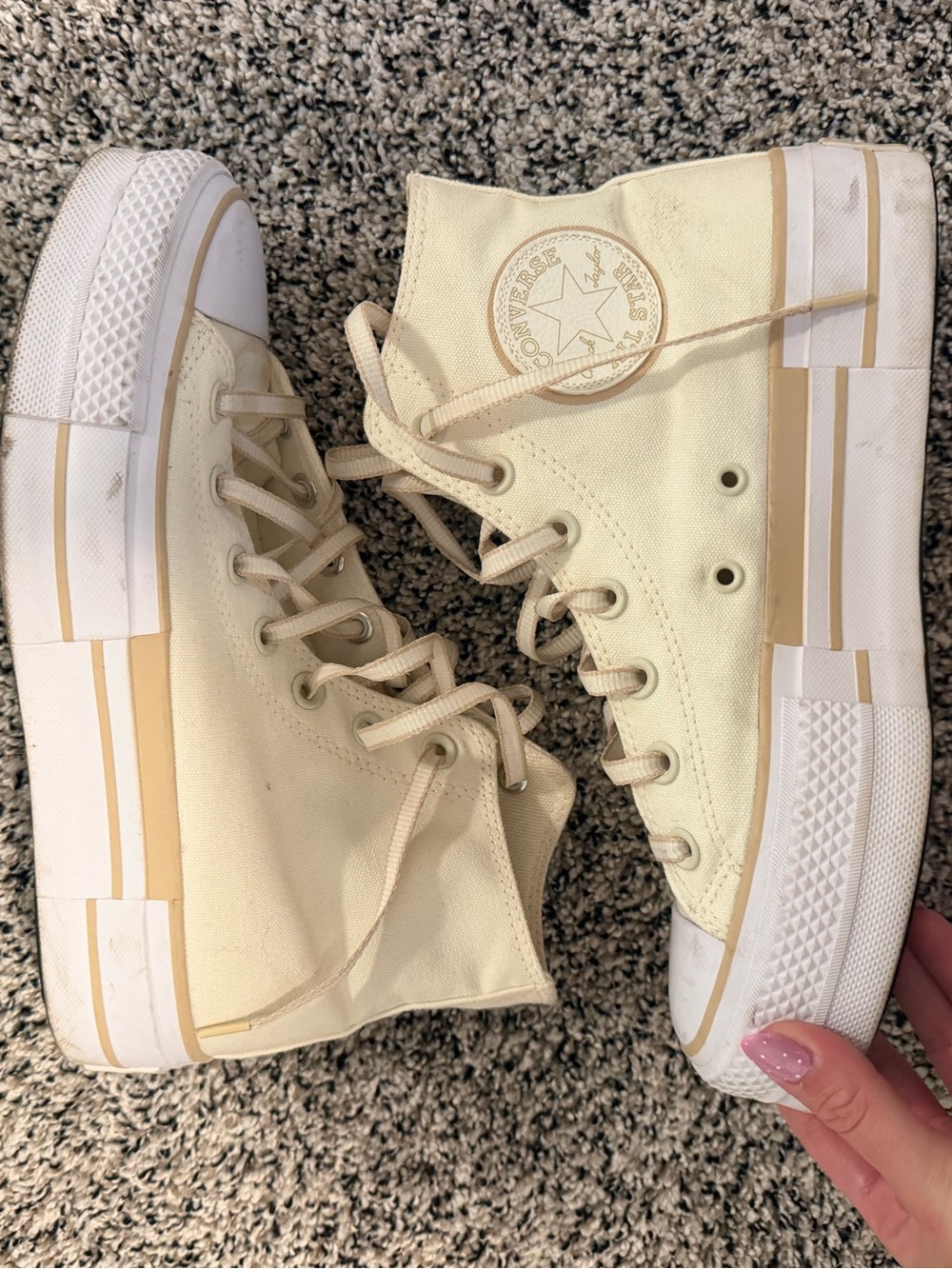 Tan converse platform